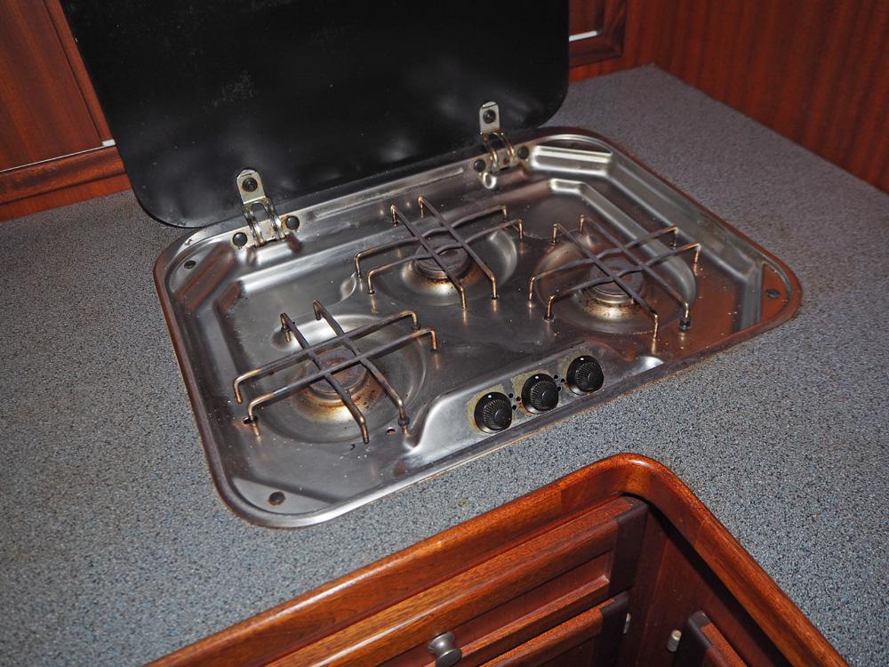 Fore ship, Accommodation